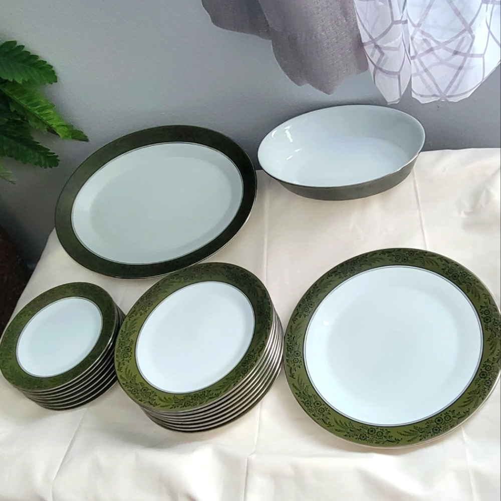 ❤❤NORITAKE 2028 WALDEN JAPAN LOT OF 19 PICES